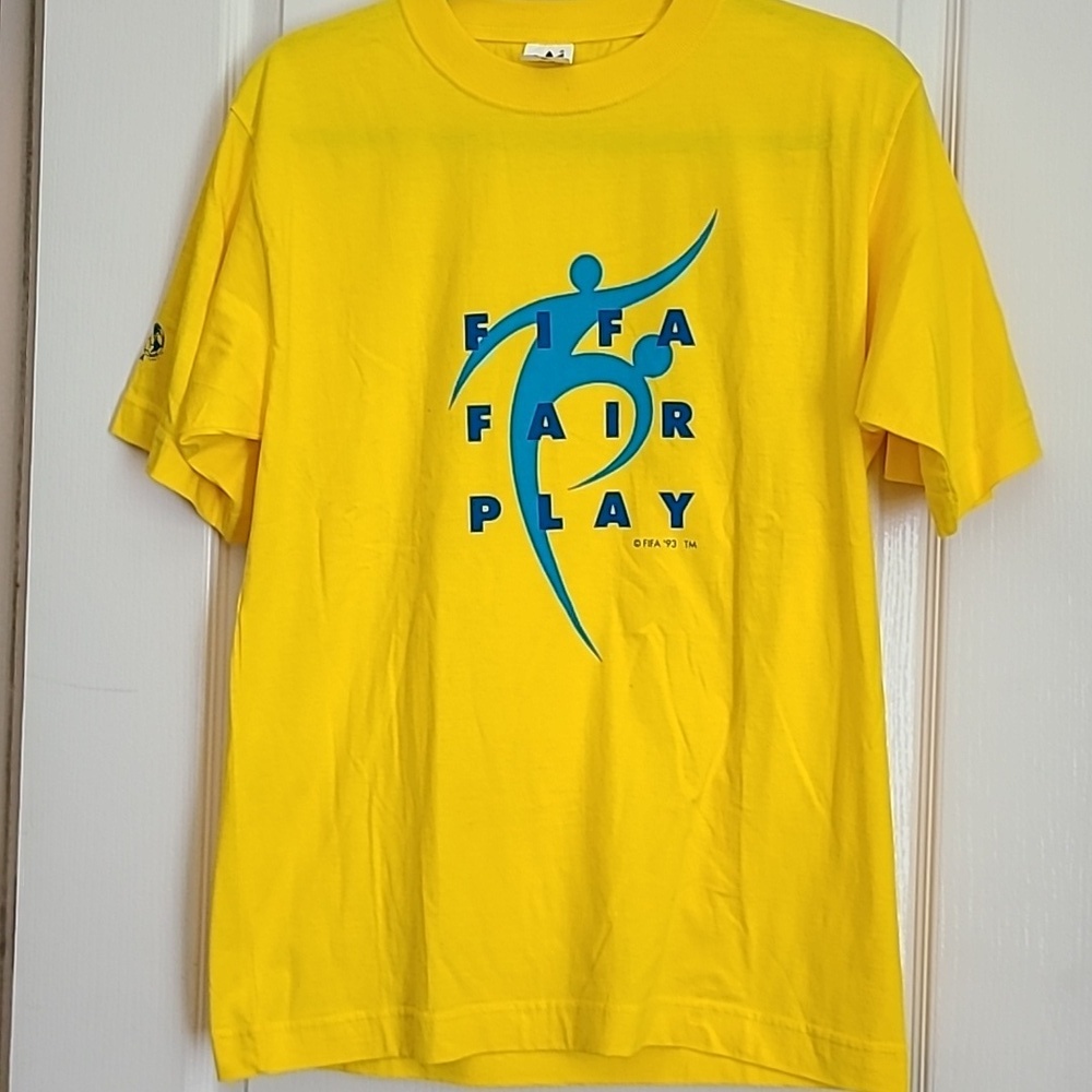 Vintage 1992 fifa fair play t shirt
